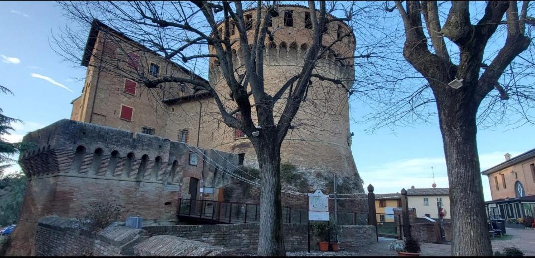 Apartamento La Mimosa Dozza Exterior foto